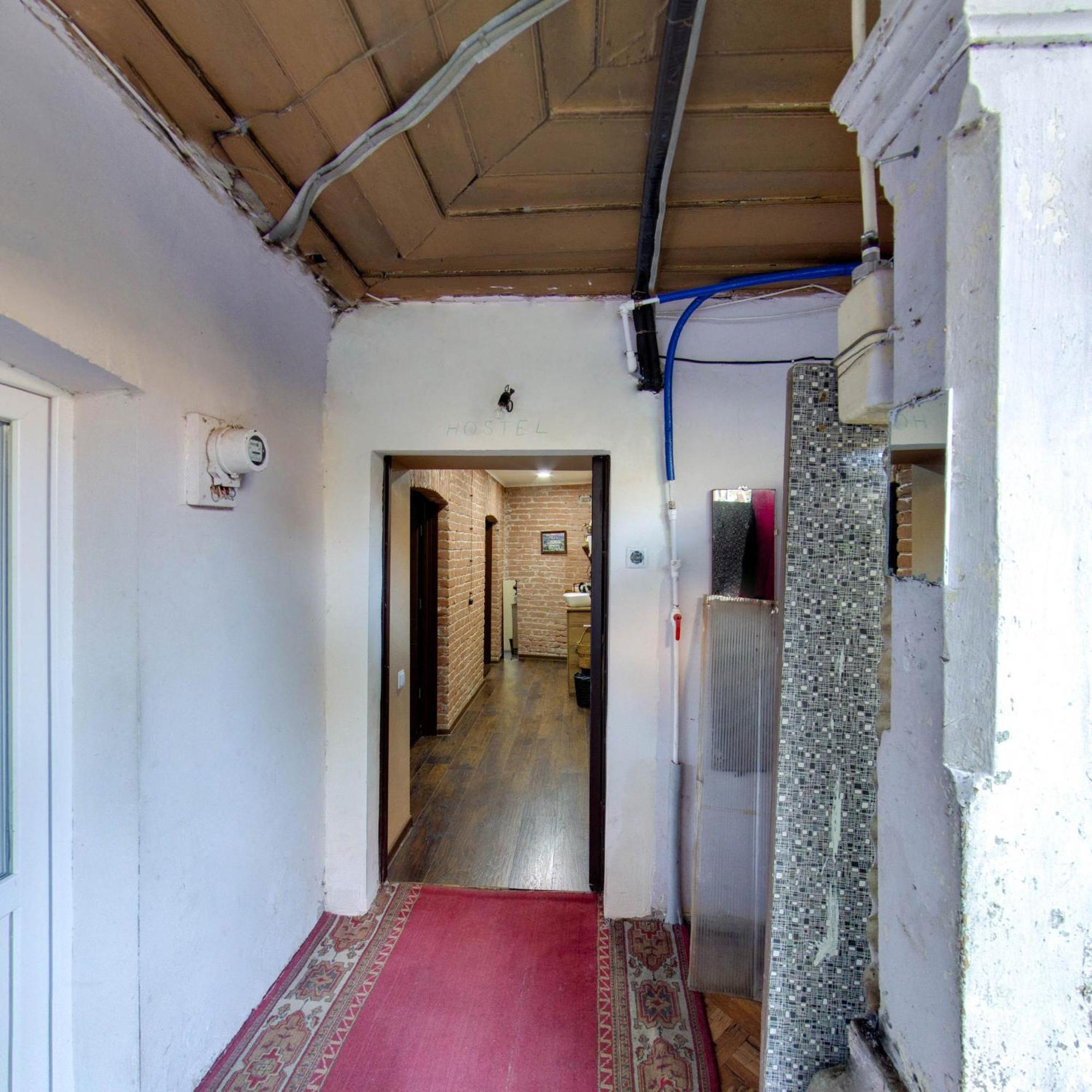 Hostel Pirosmani Tbilisi Exterior photo
